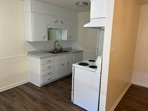 1702 Kirk Ave in Killeen, TX - Foto de edificio - Building Photo