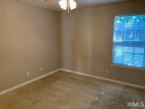3533 Pigeonbrooke Ct in Evansville, IN - Building Photo - Building Photo