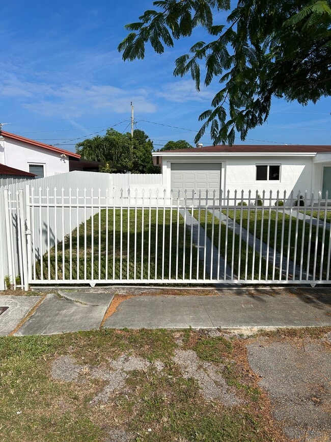 property at 11771 SW 190th St