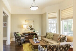 1419 E Denny Way in Seattle, WA - Building Photo - Building Photo