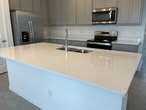1608 Pelican Dr in Davenport, FL - Building Photo - Building Photo