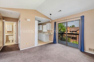 2265 S Buckley Rd in Aurora, CO - Building Photo - Building Photo