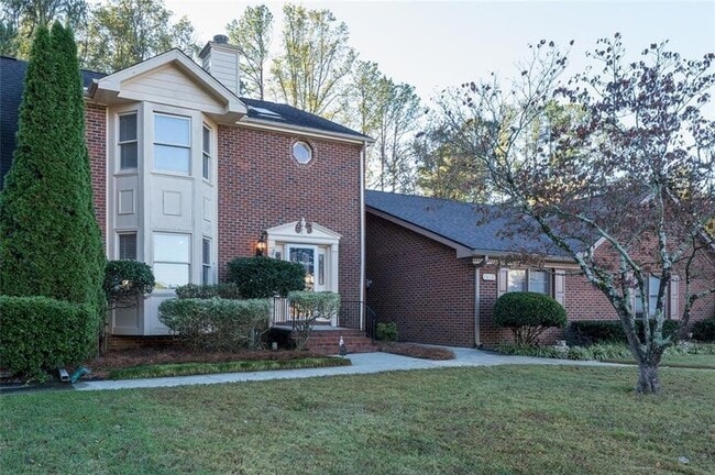 4648 Calumet Cir NW in Duluth, GA - Foto de edificio - Building Photo