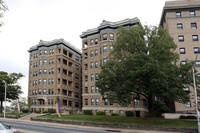 The Chateau and The Riviera in Baltimore, MD - Foto de edificio - Building Photo