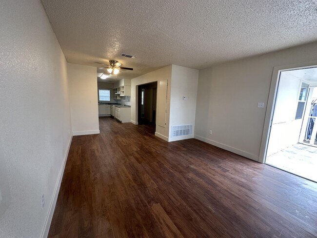 5635 Avenue B in Lubbock, TX - Building Photo - Building Photo