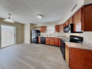 5640 Rambling Dr in Indianapolis, IN - Building Photo - Building Photo