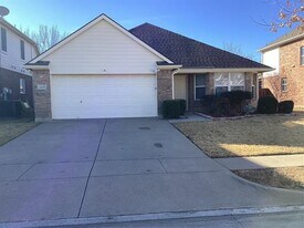 4608 Wolf Ridge Way in Fort Worth, TX - Building Photo