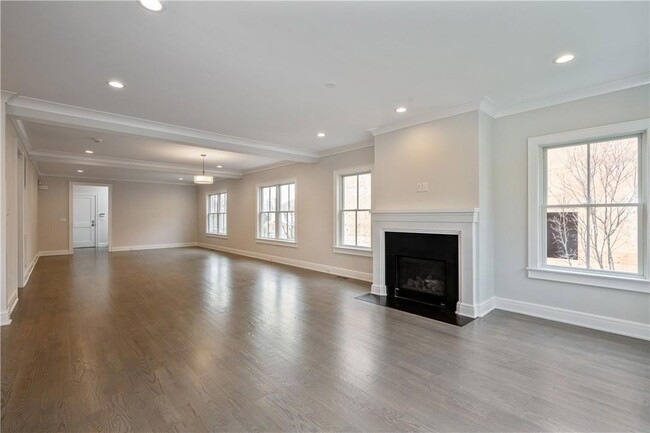 115 Brown Rd, Unit 6 in Scarsdale, NY - Building Photo - Building Photo