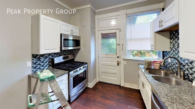 property at 2317 Stratford Ave