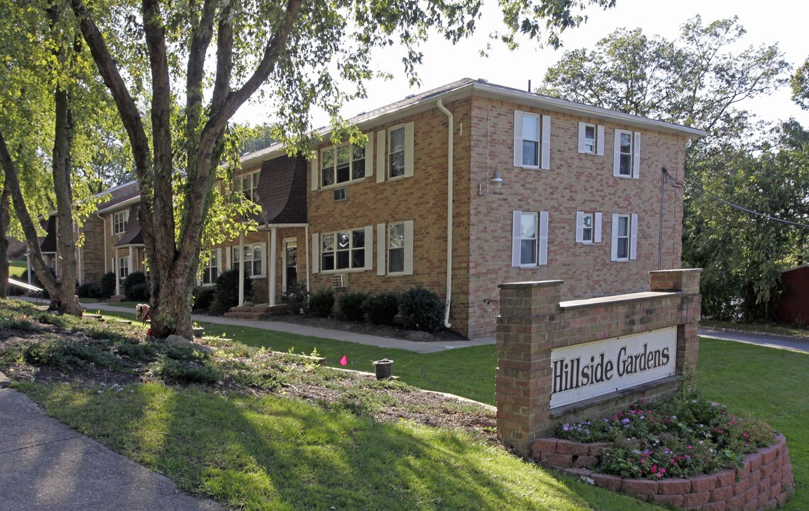 Hillside Gardens in Rockaway, NJ - Foto de edificio