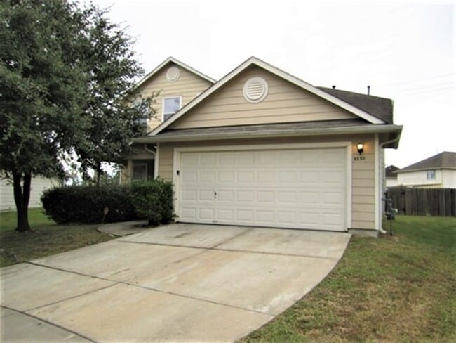 property at 9530 Belleclaire Ln