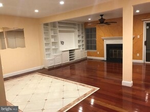 10354 College Square in Columbia, MD - Building Photo - Building Photo