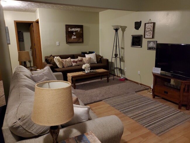 6268 5th Ave in Kent, OH - Building Photo - Building Photo