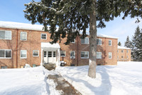 29-49 Bennington Dr in Rochester, NY - Foto de edificio - Building Photo