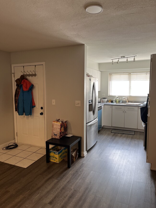 314 Wright St, Unit 101 in Lakewood, CO - Building Photo - Building Photo