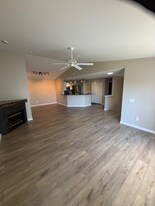 1 Adler Park Dr W in New Baltimore, MI - Building Photo