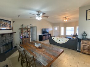 6360 E Ivy St in Mesa, AZ - Building Photo - Building Photo