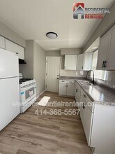 5824 N 117th St in Milwaukee, WI - Building Photo - Building Photo