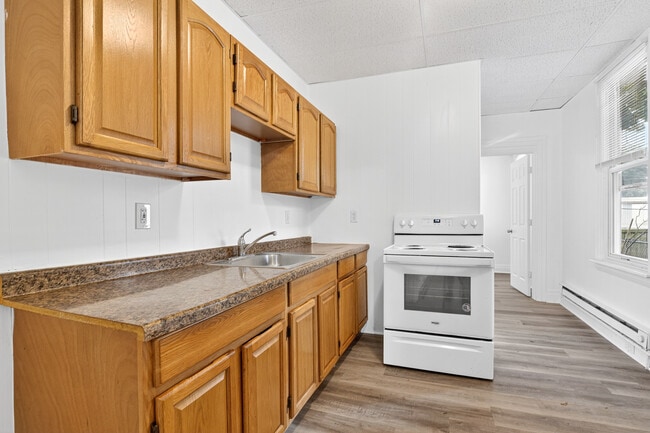 919 Mifflin St, Unit Apt.1 in Lebanon, PA - Building Photo - Building Photo