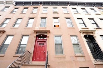 390 Sackett St in Brooklyn, NY - Foto de edificio - Building Photo