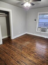 7018 Avenue F-Unit -3 in Houston, TX - Foto de edificio - Building Photo
