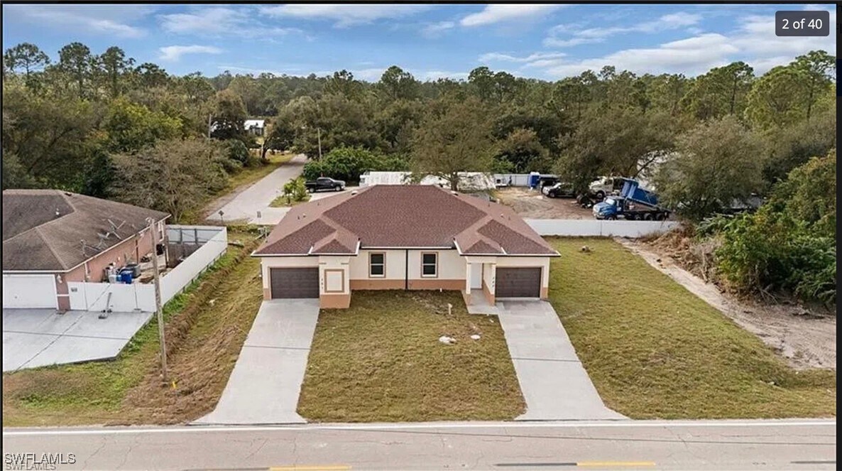 701 W 12th St in Lehigh Acres, FL - Building Photo
