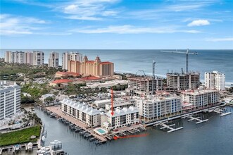 271 Southbay Dr in Naples, FL - Building Photo - Building Photo