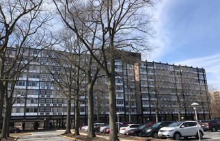 1301 Delaware Ave SW in Washington, DC - Building Photo