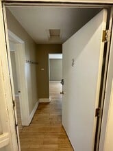 327 W 4th St in Duluth, MN - Building Photo - Building Photo