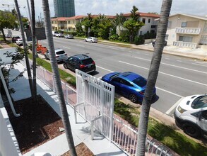 7445 Harding Ave in Miami Beach, FL - Building Photo - Building Photo