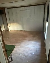 121 S Pine St in Nashville, AR - Building Photo - Building Photo