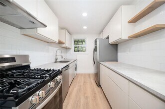 120 Alden Ave NW in Atlanta, GA - Building Photo - Building Photo
