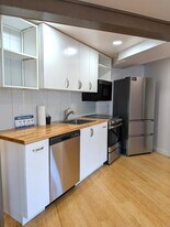 1221 Toledo St in Bellingham, WA - Building Photo