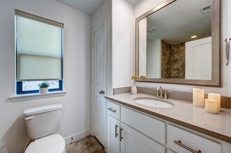 1208 Peden St in Houston, TX - Building Photo - Building Photo