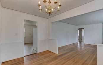 106 Hodges Manor Rd in Portsmouth, VA - Building Photo - Building Photo