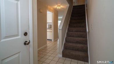 147 Skyview Dr in Cromwell, CT - Building Photo - Building Photo