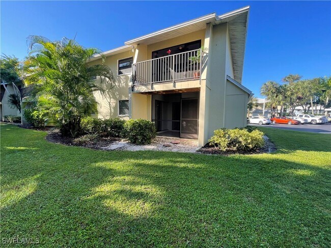 28150 Pine Haven Way in Bonita Springs, FL - Building Photo - Building Photo
