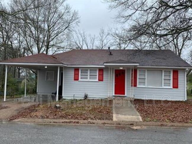 property at 1123 Drewery Ave