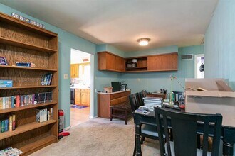 1944 Hunting Ave in Manhattan, KS - Building Photo - Building Photo