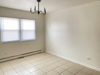 5632 St James Ct, Unit 1-E photo'