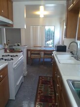 2471 Riverside Pl in Los Angeles, CA - Building Photo - Building Photo