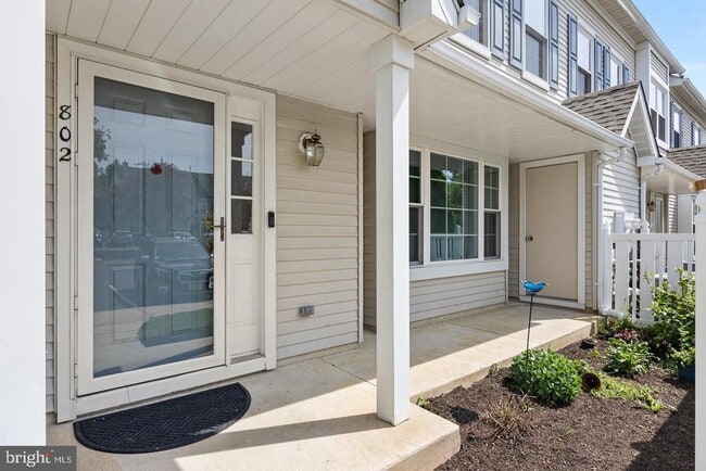 802 Oswego Ct in Mount Laurel, NJ - Building Photo - Building Photo