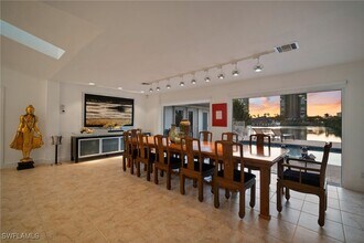 319 Pirates Bight in Naples, FL - Building Photo - Building Photo