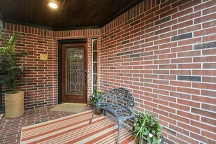 12906 Kingsbridge Ln in Houston, TX - Building Photo