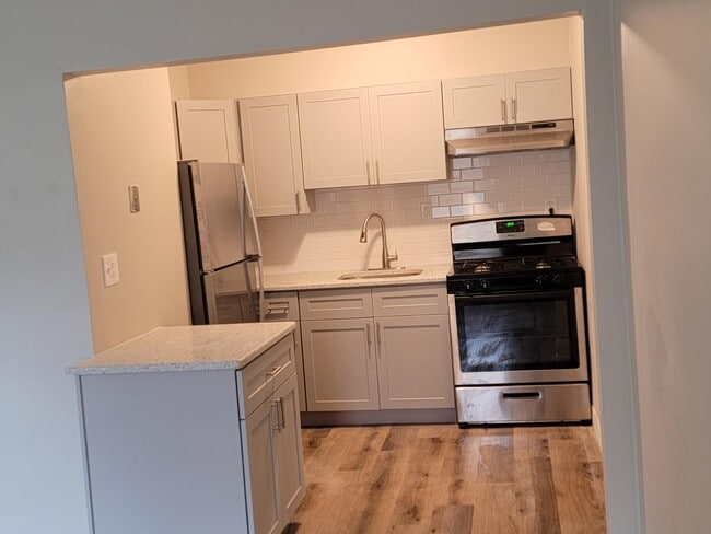 property at 20 Elsmere Blvd