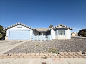 5876 Filmore Ave in Las Vegas, NV - Building Photo