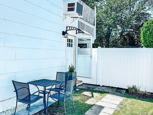 11 Marshall St in Massapequa, NY - Building Photo - Building Photo