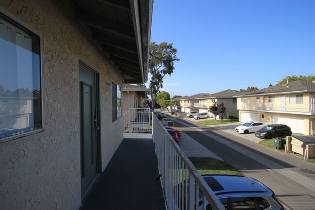 2596 Sextant Ave in Port Hueneme, CA - Building Photo - Building Photo