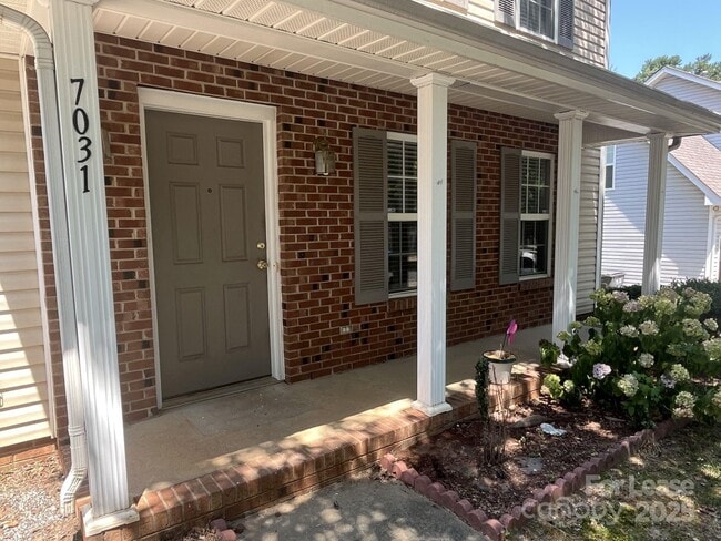 7031 Rumple Rd in Charlotte, NC - Building Photo - Building Photo