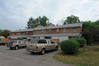 3001-3011 Thames Ln in Dayton, OH - Building Photo - Building Photo